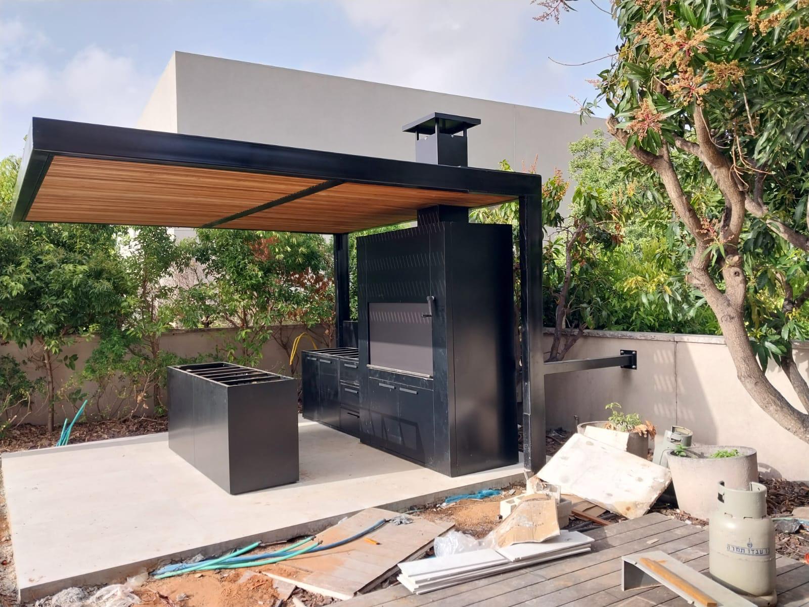 פרגולת ברזל ועץ