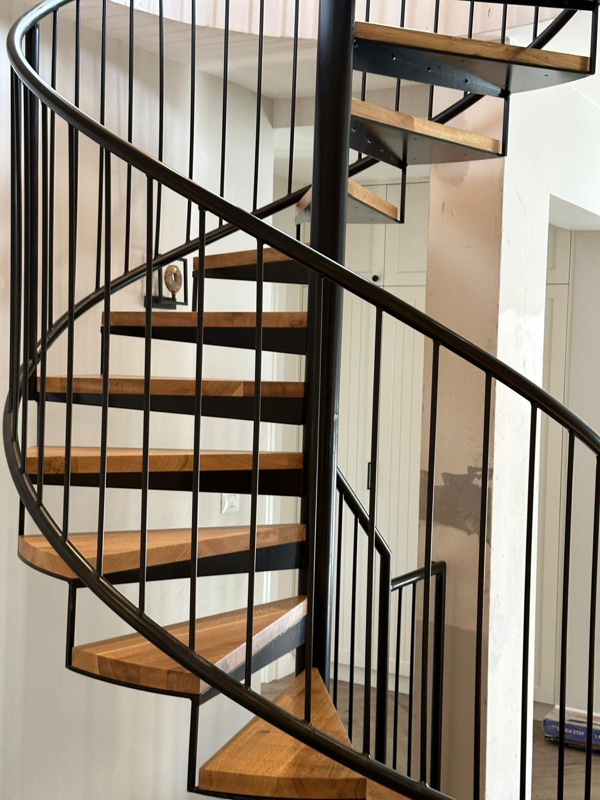 מעקה ברזל ייחודי